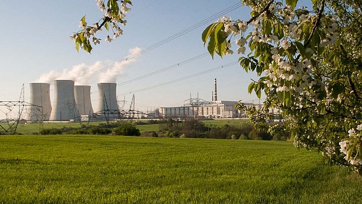 Czech ministry says EC letter on new nuclear 'not legally binding'